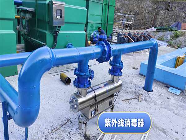 紫外线消毒器